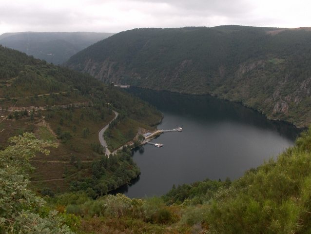 Der Fluß Sil in Ribera Sacra.