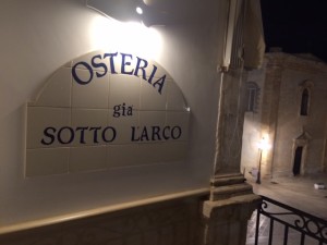 Gia_Sotto_l_Arco_Carovigno_Italien_12