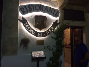 Taverna_della_Torre_Cisternino_Italien_12