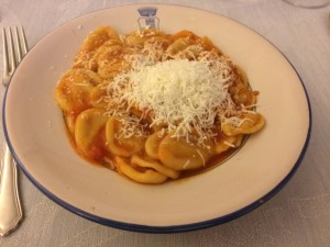 Taverna_della_Torre_Cisternino_Italien_9