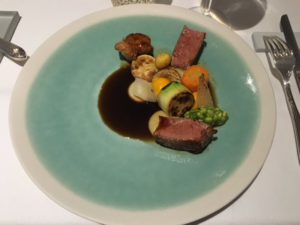 Aan_Tafel_Bij_Luc_Bellings_Hasselt_Belgien_17