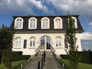 Aan_Tafel_Bij_Luc_Bellings_Hasselt_Belgien_2