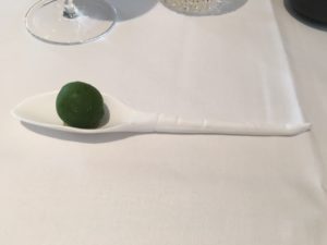 Aan_Tafel_Bij_Luc_Bellings_Hasselt_Belgien_6