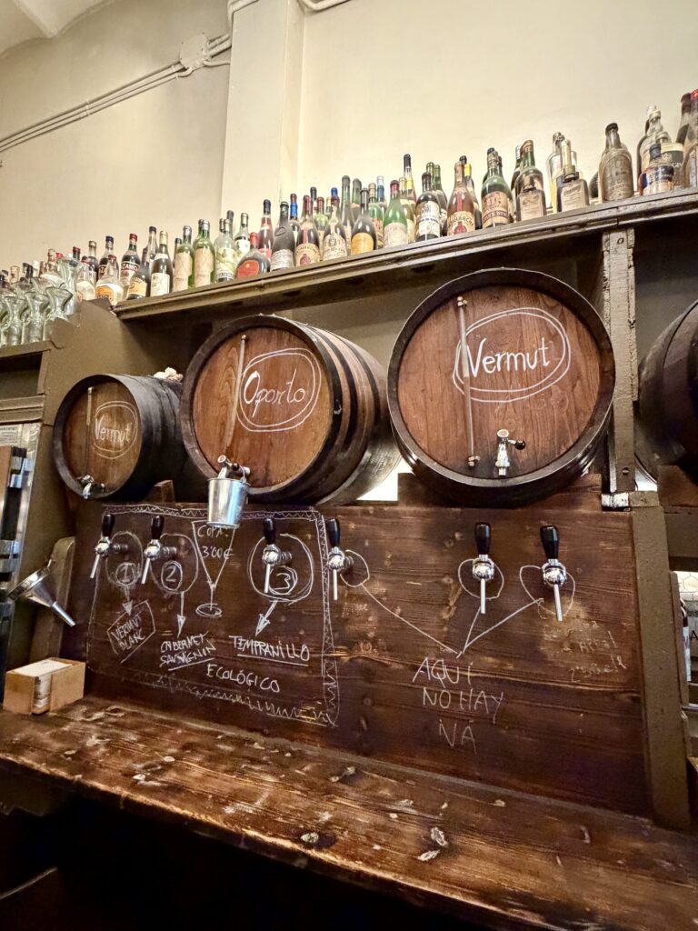 Bodega La Moderna (ehemals Bodega Esplugas) in Barcelona
